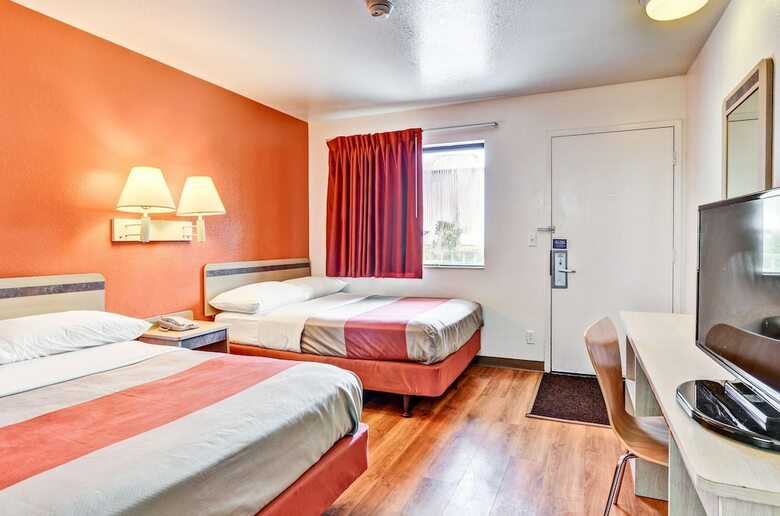 Hotel Motel 6 Pittsburgh - Crafton