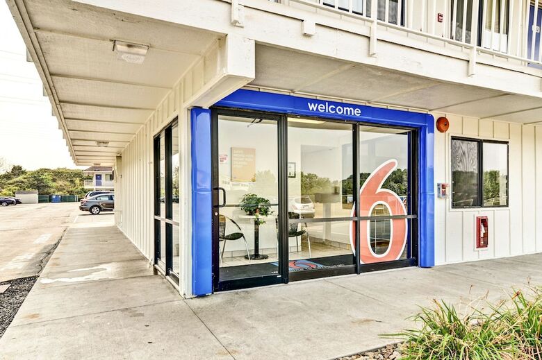 Hotel Motel 6 Pittsburgh - Crafton