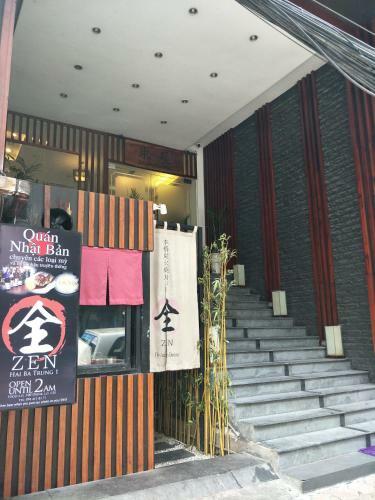 Hotel Azumaya Hai Ba Trung 1