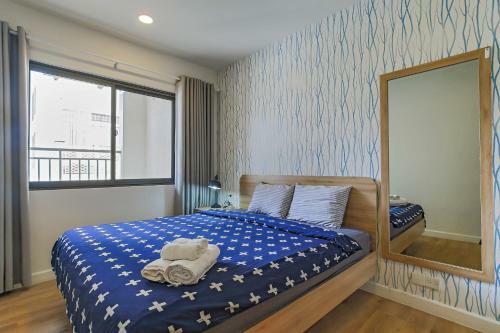 Awesome Cbd Luxury Apartment Icon56 Rooftop Pool