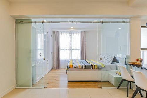 Awesome Cbd Luxury Apartment Icon56 Rooftop Pool