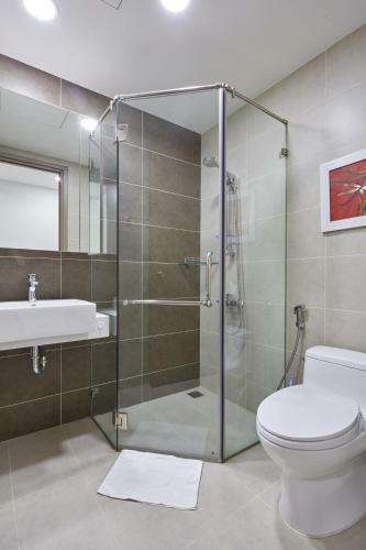 Awesome Cbd Luxury Apartment Icon56 Rooftop Pool