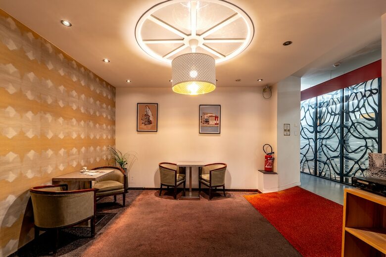 Comfort Hotel Nantes Astoria