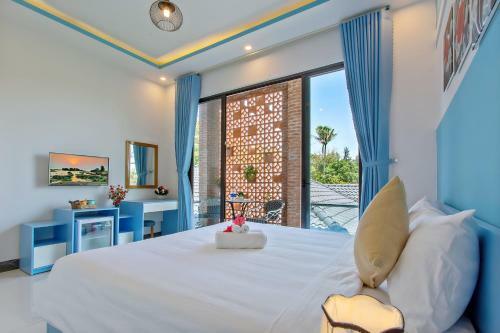 Hotel An Bang River Lake Villa