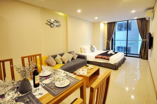 Holi Beach Hotel & Apartments
