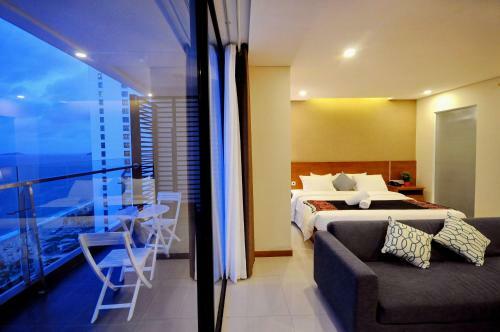 Holi Beach Hotel & Apartments