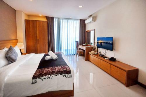 Holi Beach Hotel & Apartments