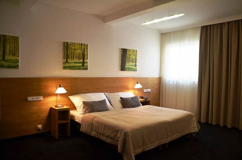 Hotel Clement