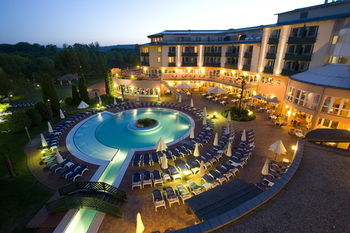 Lotus Therme Hotel &amp; Spa