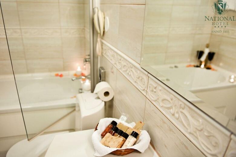 Hotel National