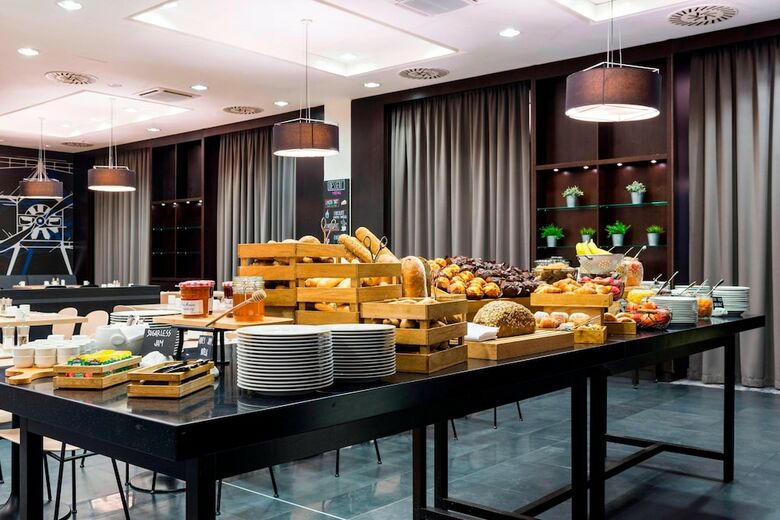 Hotel Marriott Courtyard Airport