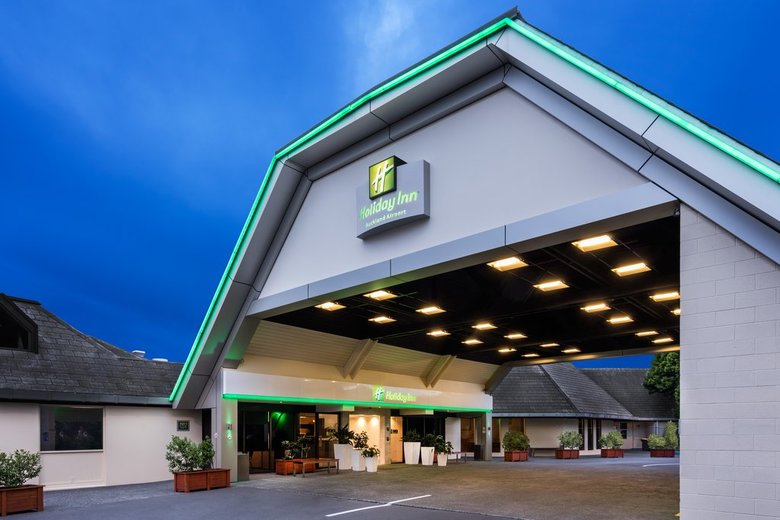 Hotel Holiday Inn Airport