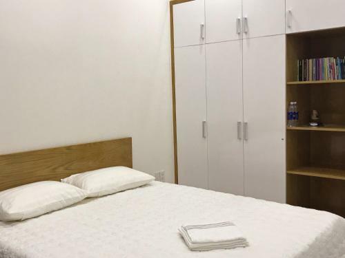 Hostal 91 Homestay, Cafe, Bonsai
