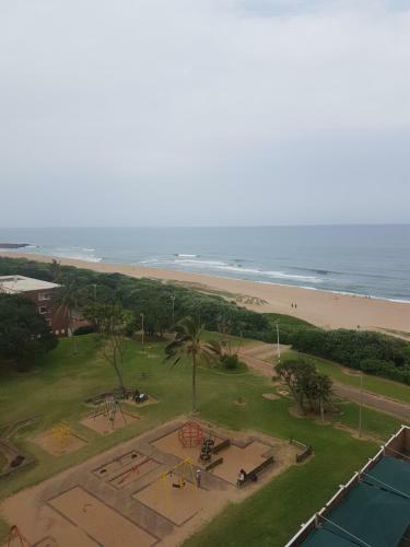 Beach Frond Apartment