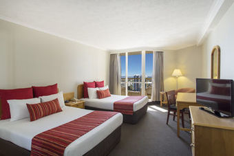 Hotel Grand Chancellor (ocean View)