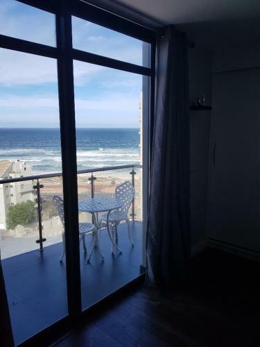 Aquarius Beach Front Apartment