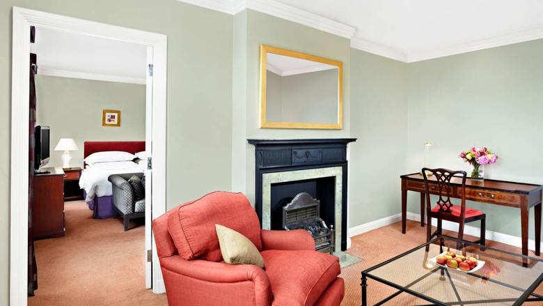 The Park Lane Hotel