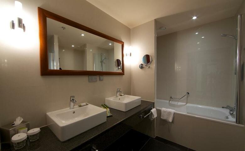 Hotel Doubletree By Hilton Bratislava