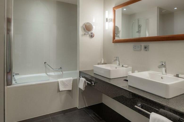 Hotel Doubletree By Hilton Bratislava