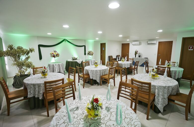 Villa Park Hotel