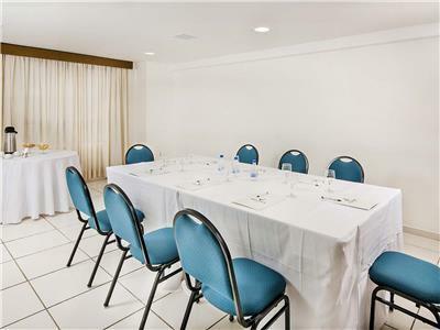 Villa Park Hotel