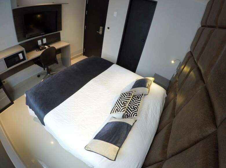 Hotel Dubl�