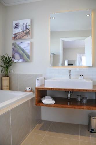 Hostal Bamboo Guest House