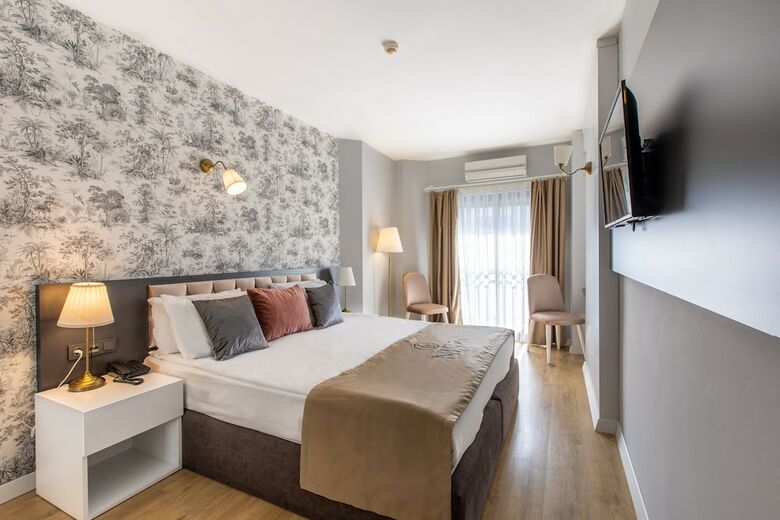 Seven Stars Exclusive Hotel