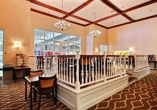 Hotel Comfort Suites Appleton Airport