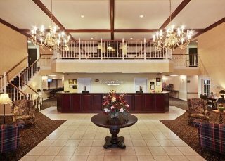 Hotel Comfort Suites Appleton Airport
