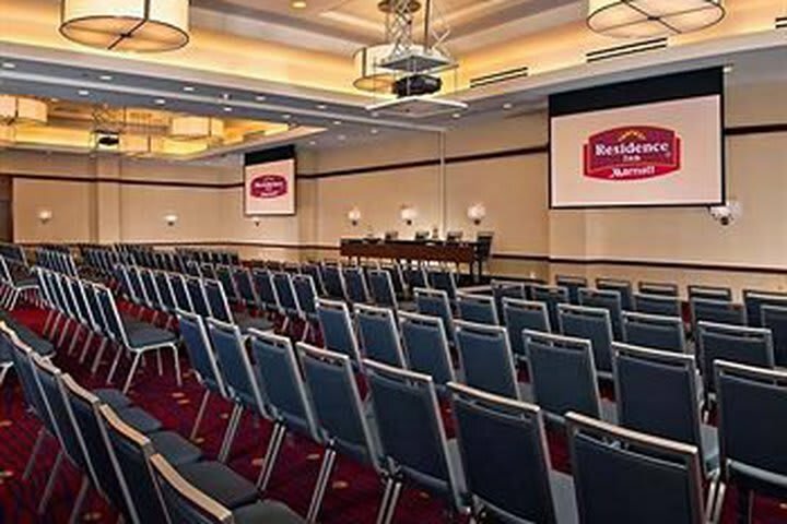 Hotel Residence Inn Arlington Capital View