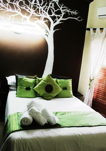 Hostal Echo Garden Guesthouse