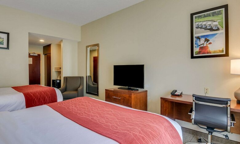 Hotel Comfort Inn & Suites