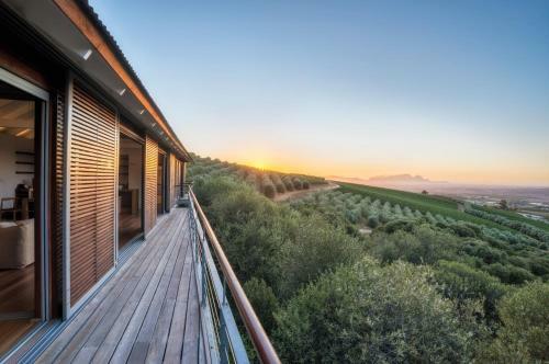 Bush Lodge At Hidden Valley Wines
