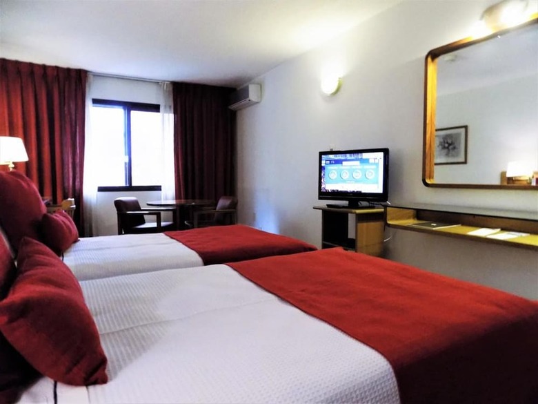 Hotel Balmoral Plaza