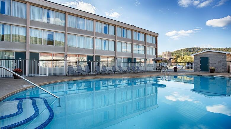 Hotel Best Western Plus Bradford Inn