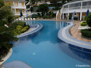 Hotel Monaco Suites De Boracay