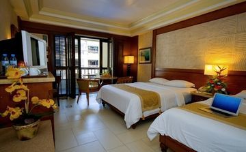 Hotel Regency Lagoon Resort