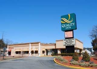 Hotel Quality Inn & Conference Center