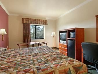 Hotel Super 8 Brookshire Tx
