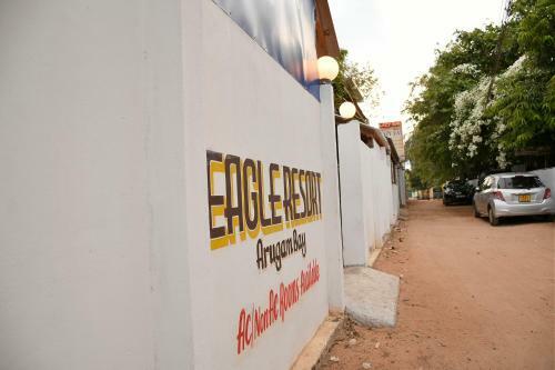 Hotel Eagle Resort Arugambay