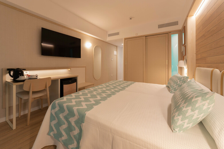 Hotel Ambassador Playa II
