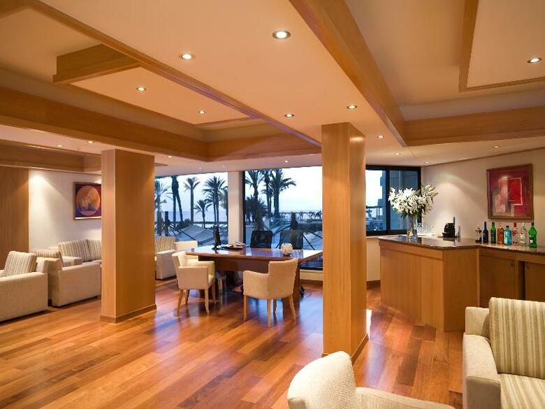 Constantinou Bros Asimina Suites Hotel