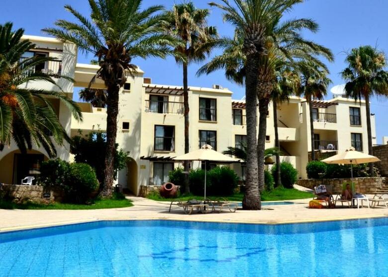 Hotel Panareti Paphos Resort
