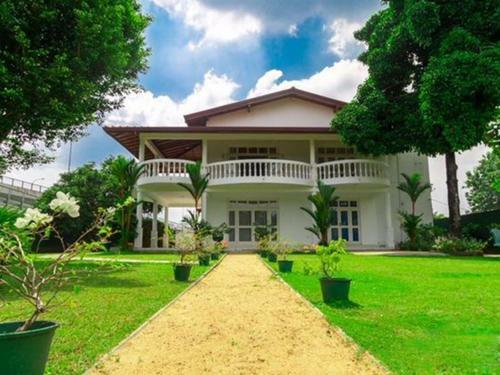 Hotel Tranquil Villa