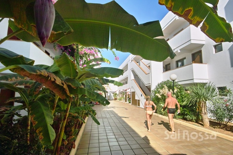 Apartamentos Sal Rossa