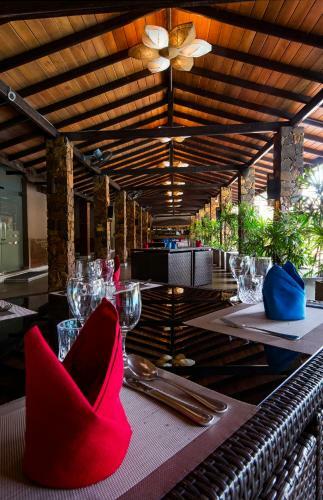 Full Moon Garden Hotel