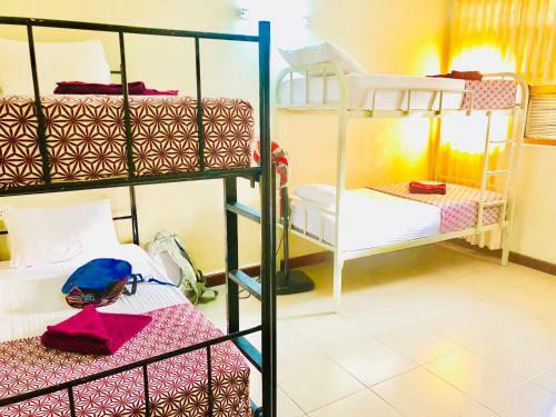 Trip "n" Chill Hostels Colombo Airport