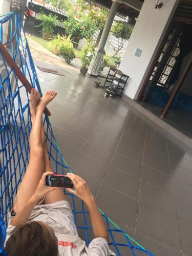 Trip "n" Chill Hostels Colombo Airport