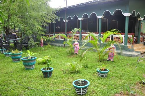 Rock Lake Home Stay
